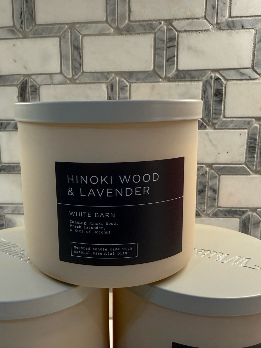 White Barn Hinoki Wood & Lavender Bath Candle
2 for $25 - Picture 2 of 5